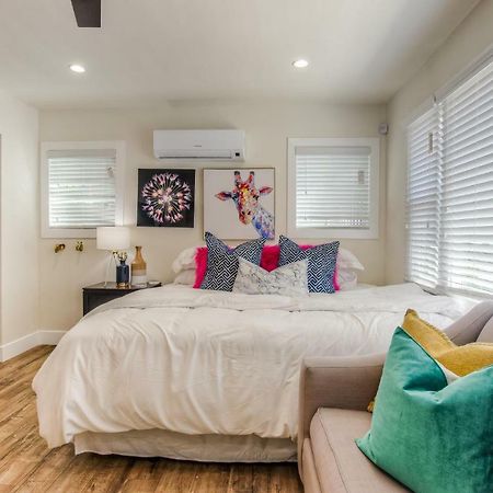 Long Beach Studio Suites Экстерьер фото